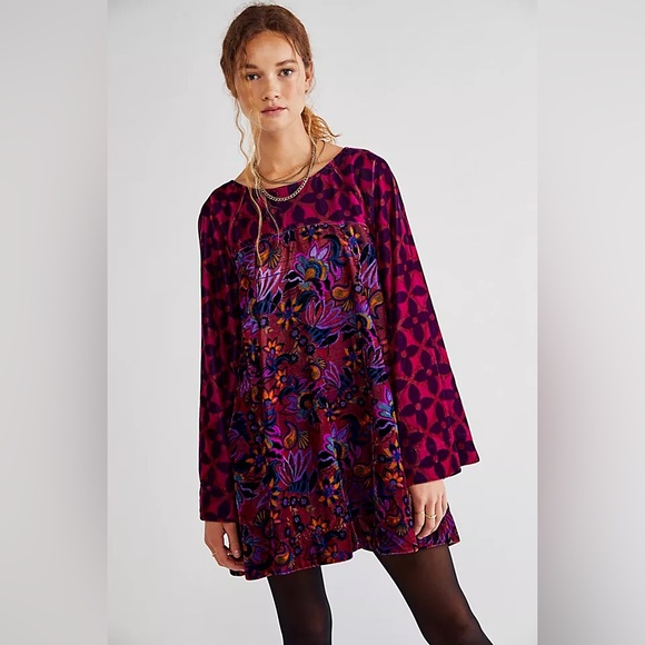 Free People Dresses & Skirts - Free people mini velvet en velours dress